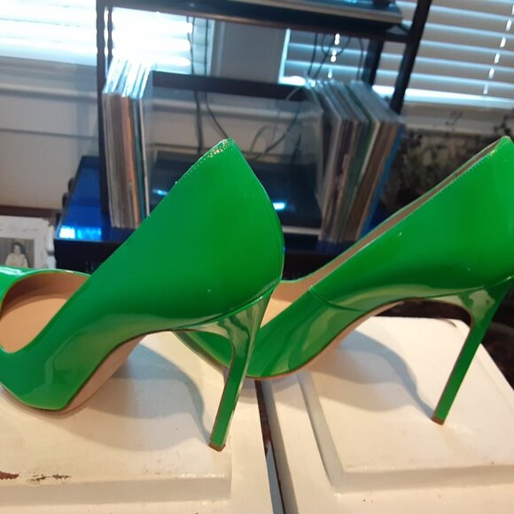 Manolo Blahnik 105 Green Pumps - Picture 6 of 14